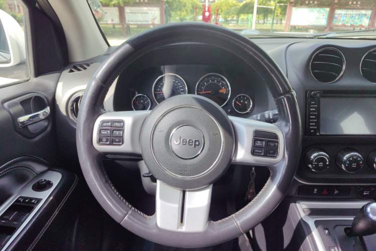 Used Jeep Compass 2014 Revised Version 2.4L Four-Wheel Drive Comfort Edition