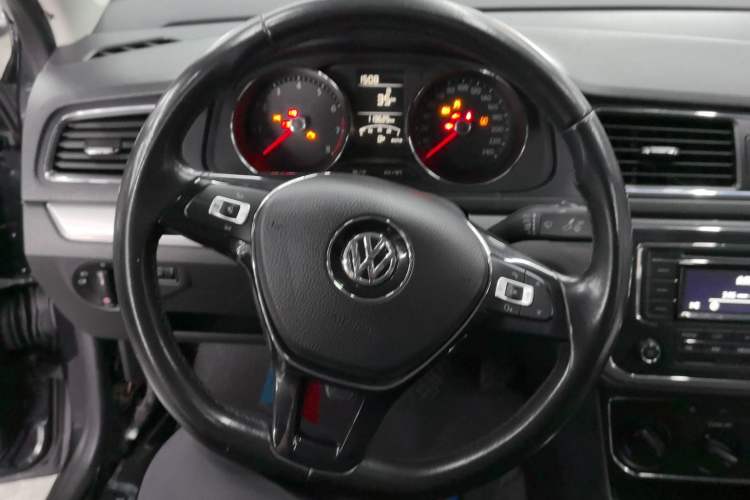 Used Volkswagen Lavida 2017 1.6L Manual Comfort Edition
