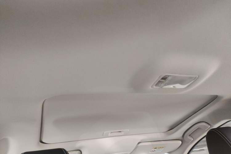 Used Venucia D60 2023 PLUS 1.6L XL CVT Yue Ling Edition
