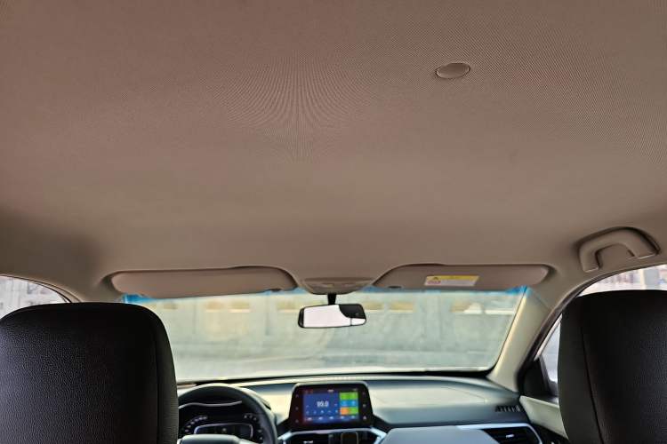 Used Baojun 510 2017 1.5L Manual Fashion Model