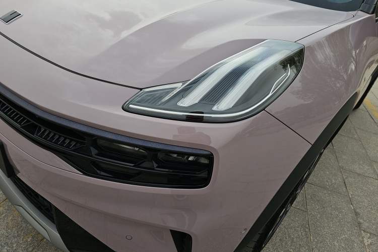 Used Lynk & Co 06 2021 1.5T Shero Pink Special Edition Left Front Headlight