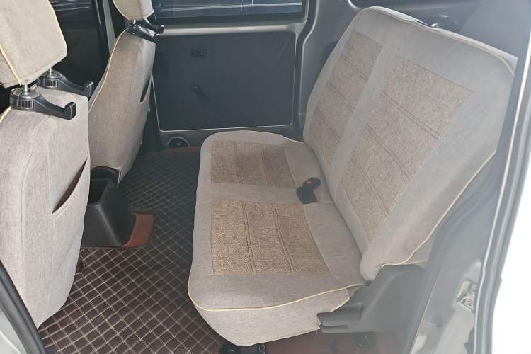 Used Wuling Hongguang V 2022 1.5L Jingqu Edition Electric-Assist LAR