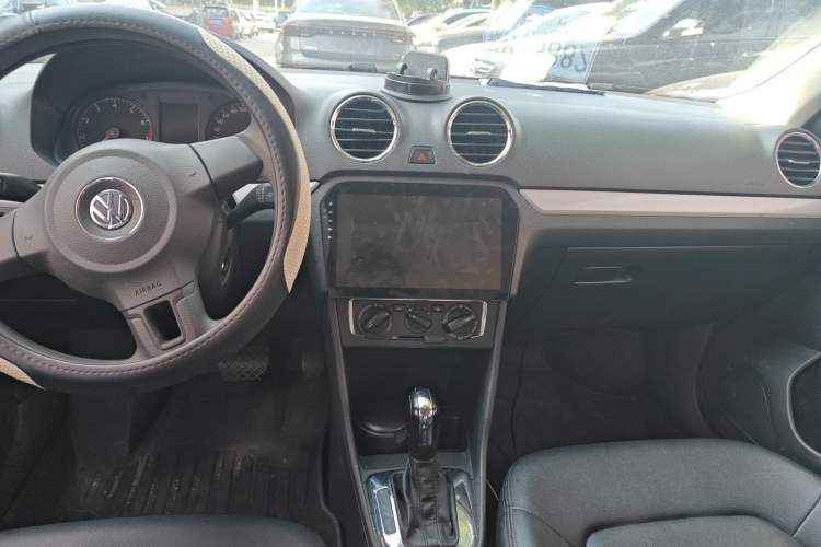 Used Volkswagen Jetta 2015 Value Edition 1.6L Automatic Comfort Version