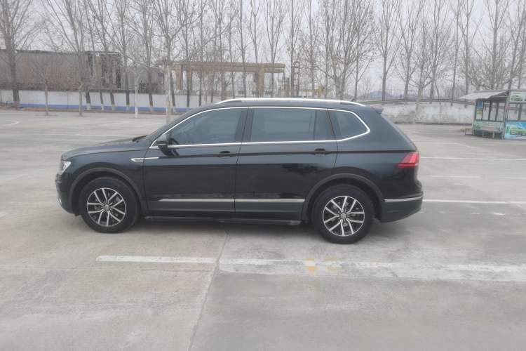 Used Volkswagen Tiguan L 2018 Facelift 330TSI Automatic Two-Wheel Drive Luxury Edition