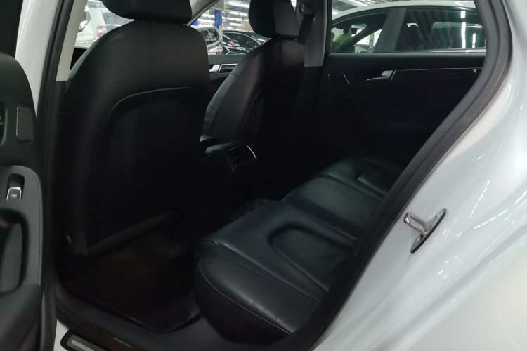 Used Audi A4L 2016 35 TFSI Collection Edition S line Comfort Model Interior 2