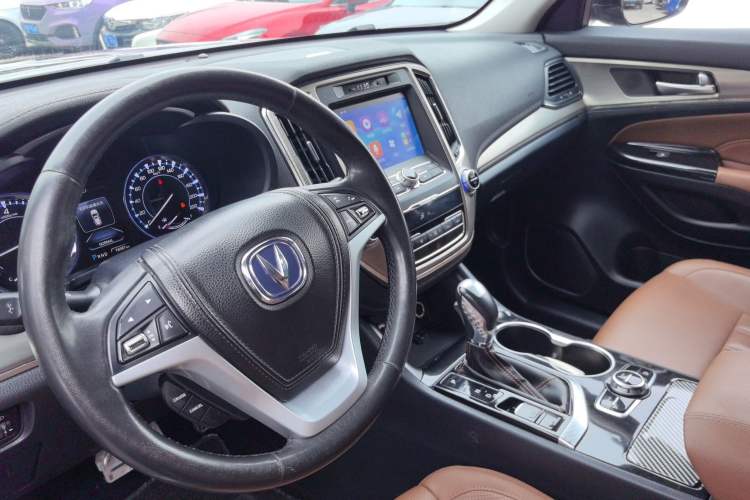 Used Changan CS95 2017 2.0T Two-Wheel Drive Zhituo Edition