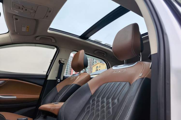 Used Soueast DX7 2018 1.5T Automatic Luxury Model