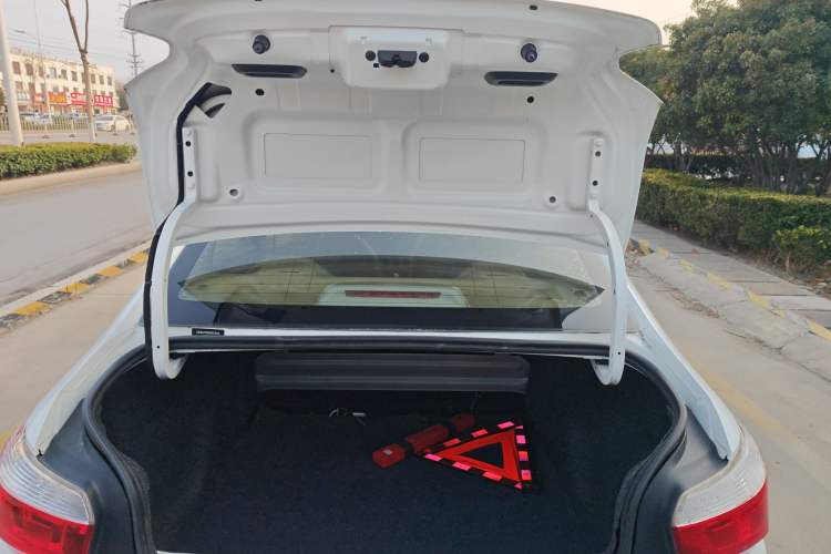 Used Citroen Elysee 2014 1.6L Manual Fashion Edition