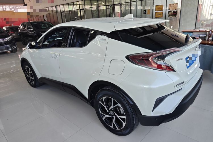 Used Toyota C-HR 2020 2.0L Luxury Edition Exterior 5