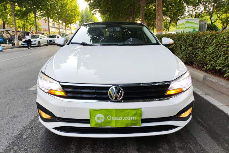 Used Volkswagen Lamando 2019 230TSI DSG Fashion Edition China VI
