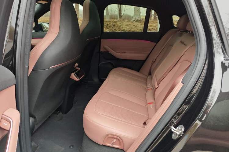 Used Nio EC6 2023 75 kWh
