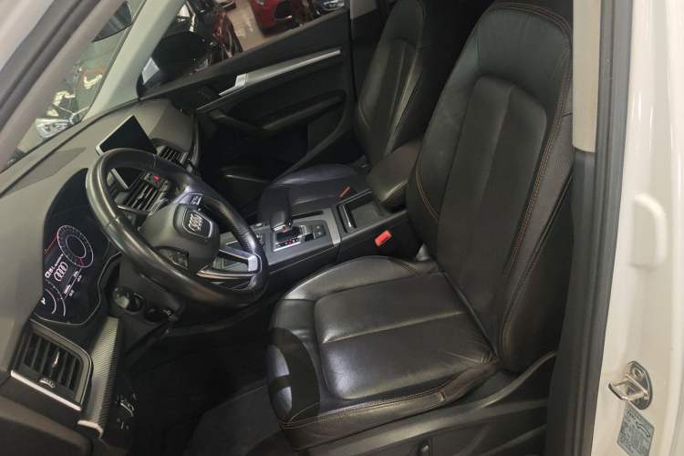 Used Audi Q5L 2018 45 TFSI Prestige Fashion Edition China V Emission Standard
