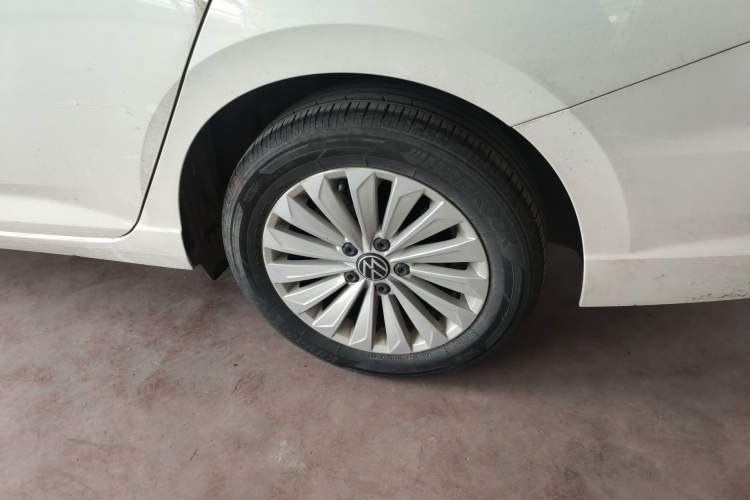 Used Volkswagen Lavida 2021 1.5L Automatic Comfort Edition Exterior 1