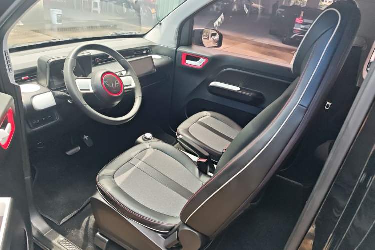 Used Wuling Hongguang MINIEV 2022 GAMEBOY 300km Enthusiast Model with Lithium Iron Phosphate