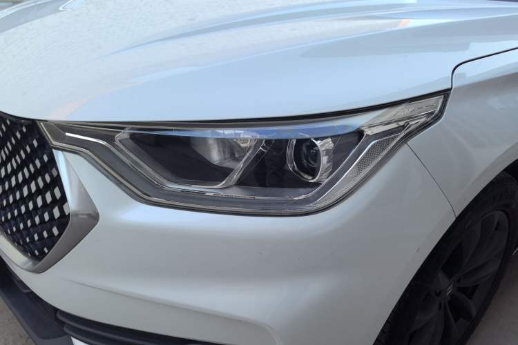 Used Baojun RC-6 2019 1.5T CVT 24-Hour Online Luxury Edition