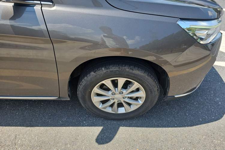 Used Haval M6 2021 PLUS 1.5T DCT Prestige Smart Connectivity Model
