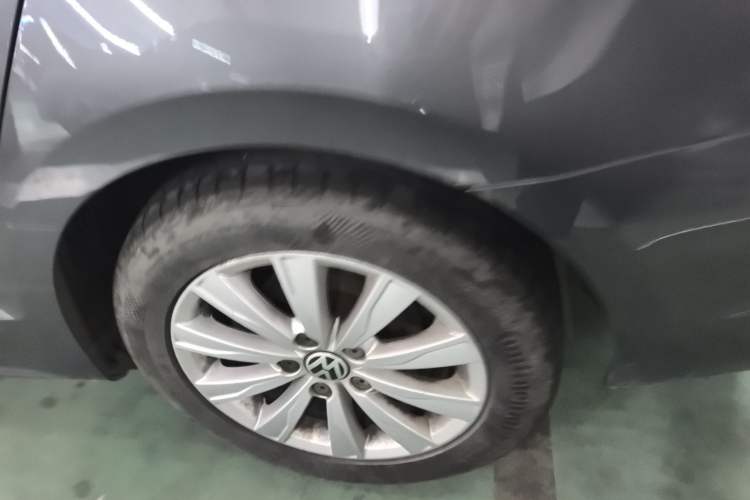 Used Volkswagen Sagitar 2014 Revised Version 1.6L Manual Comfort Edition Exterior 2