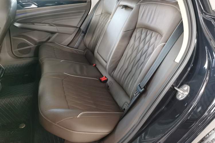 Used Volkswagen Passat 2019 330TSI Luxury Edition China V Standard