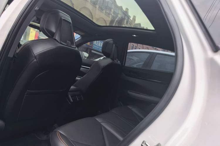 Used CHANGAN UNI-V 2022 1.5T Prestige Version Headliner