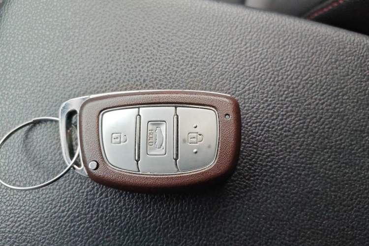 Used Hyundai Elantra (6th Generation / Lingdong) 2019 1.4T Dual-Clutch Xuan Dong · Dynamic Model
