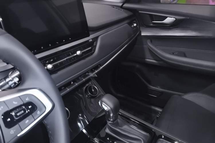 Used Chery Tiggo 5x 2025 1.5L CVT Excellence Edition