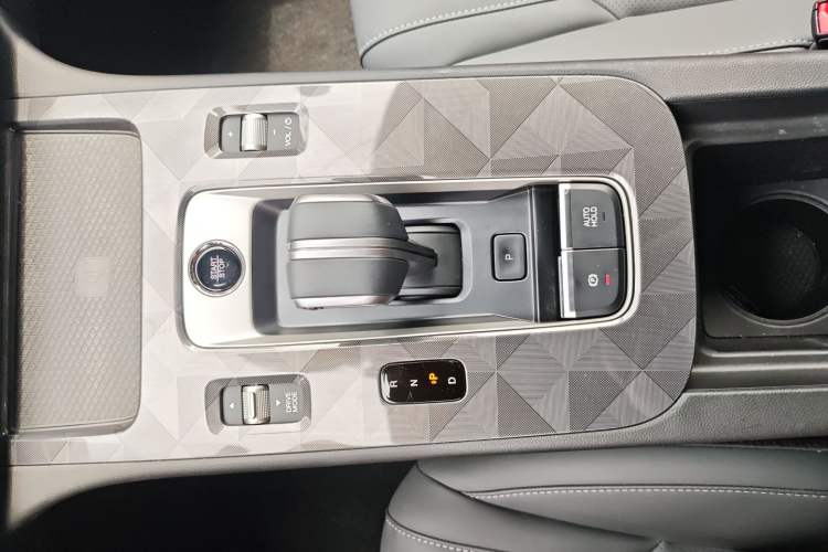 Used GAC Trumpchi EMPOW 2024 270T DCT Yingbao R-Style Edition
