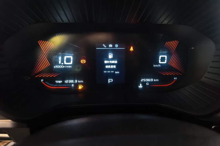 Used Wuling Asta 2021 1.5T CVT Star曜 Edition Odometer Close Up