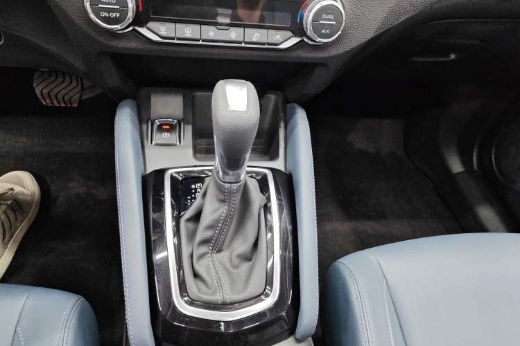 Used Nissan Qashqai 2025 Honor 2.0L CVT XV+ Leading Edition