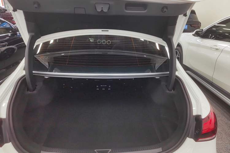 Used Mercedes-Benz A-Class 2022 Second Facelift A 200 L Sport Sedan Fashion Version