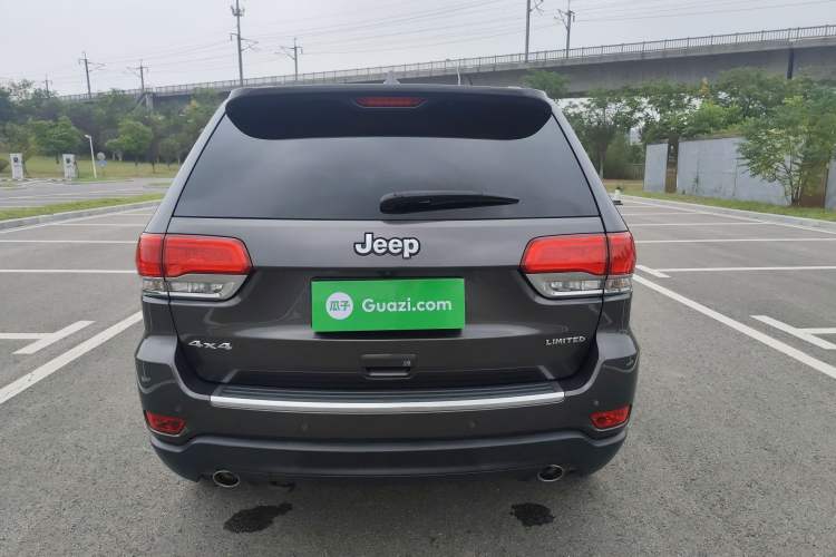 Used Jeep Grand Cherokee 2015 3.0L Comfort Navigation Edition