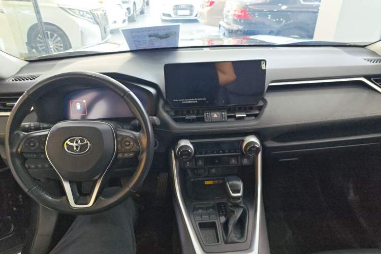 Used Toyota RAV4 2023 2.0L CVT Two-Wheel Drive Fashion Plus Edition