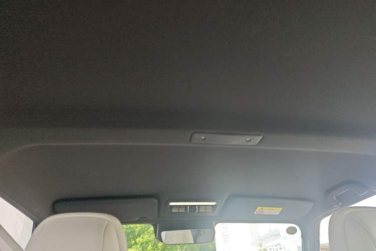 Used iCAR V23 2025 401 Two-Wheel Drive Intelligent Driving Version