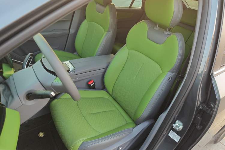 Used Livan Livan 7 2023 605km Hunter Light