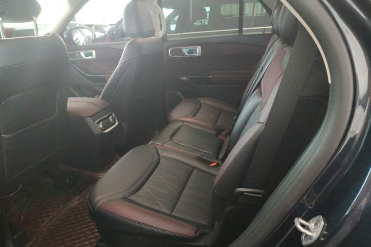 Used Ford Explorer 2023 EcoBoost 285 Four-Wheel Drive Titanium Edition 7-Seater