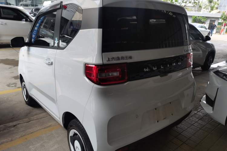 Used Wuling Hongguang MINIEV 2022 Easy Version Lithium Iron Phosphate