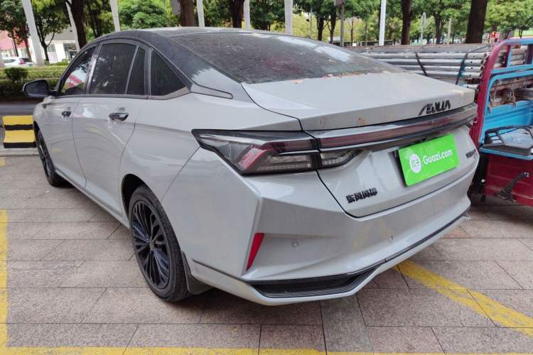 Used Dongfeng Aeolus Yixuan MAX 2023 1.5T Super Cool Trendy Dad Edition
