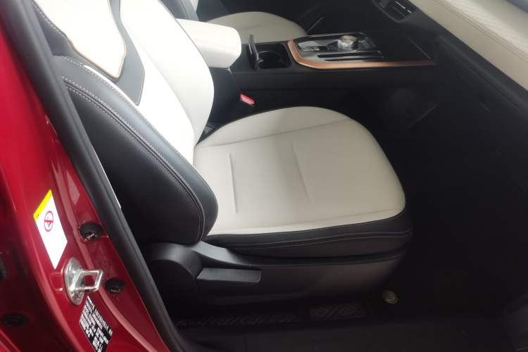 Used Haval JOLION 2021 1.5T Automatic Four-Door Version
