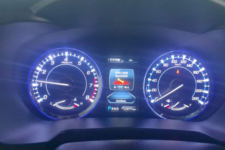 Used CHANGAN CS95 2017 2.0T Four-Wheel Drive ZhiZun Edition
