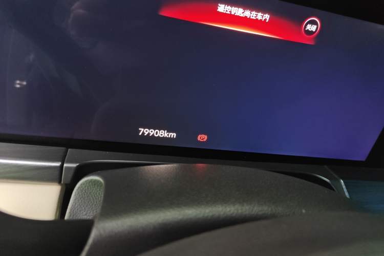 Used Buick GL8 2022 ES Landtrek 653T Luxury Edition Odometer Close Up