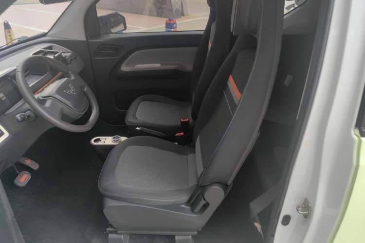 Used Wuling Hongguang MINIEV 2021 Macaron Fashion Model Lithium Iron Phosphate