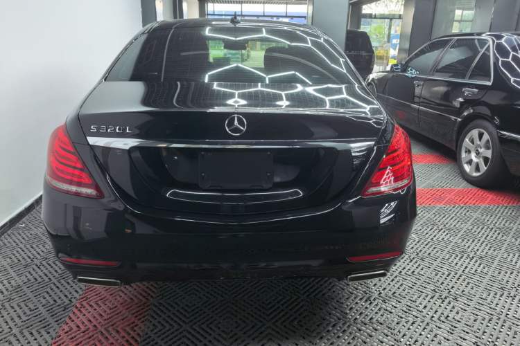 Used Mercedes-Benz S-Class 2014 S 320 L Luxury Model Exterior 4