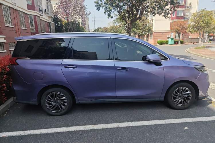 Used SAIC MAXUS G50 2019 1.5T First Edition Automatic Luxury Version 6 Seats Exterior 5