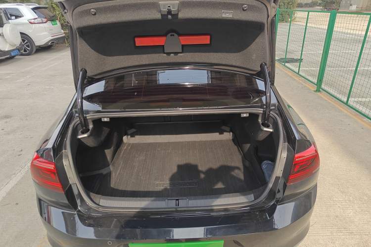 Used Volkswagen Magotan 2021 330TSI DSG 30th Anniversary Edition