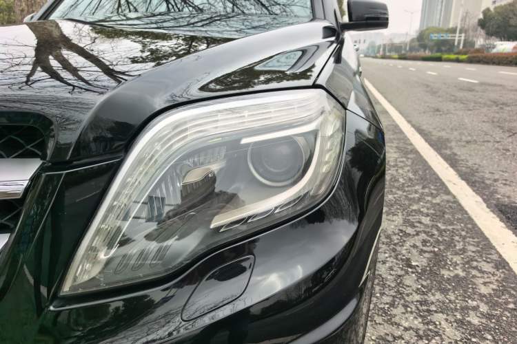 Used Mercedes-Benz GLK-Class 2015 GLK 300 4MATIC Fashion Edition Ultimate Version
