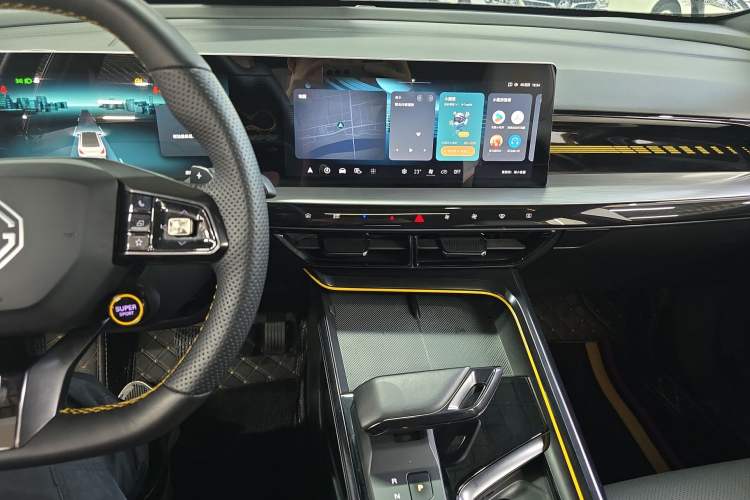 Used MG 5 Scorpio 2022 1.5T Trophy Sport Flagship Edition Audio And AC Panel