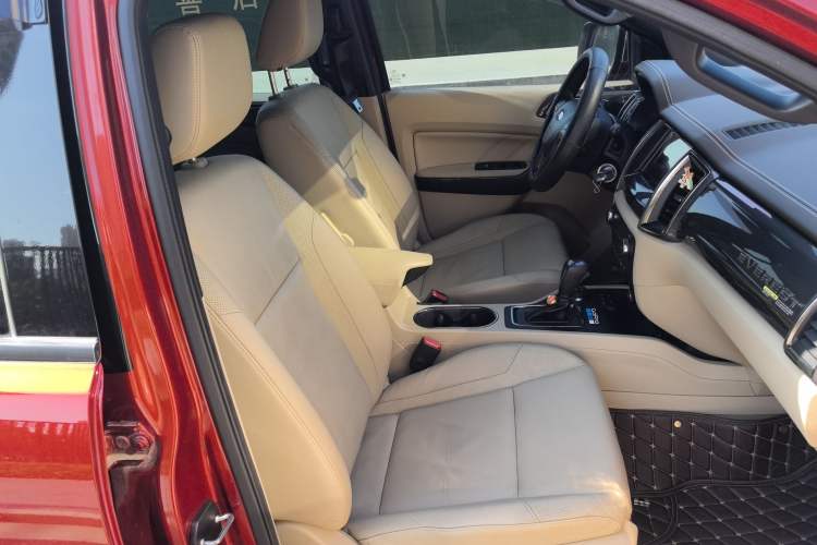 Used Ford Everest 2016 2.0T Gasoline Automatic 4x4 Flagship Edition
