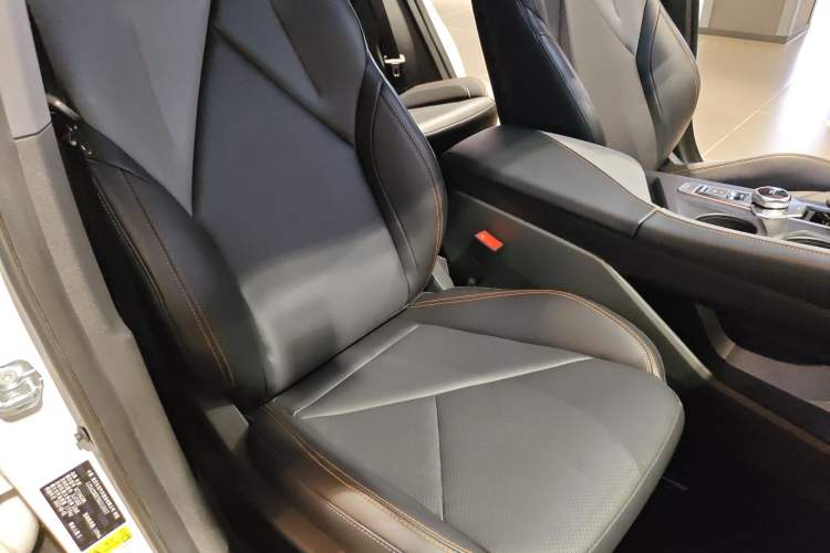 Used CHANGAN UNI-V 2022 1.5T Prestige Version Right Front Seat