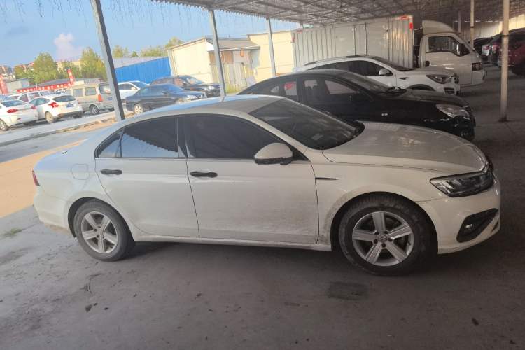 Used Volkswagen Lamando 2019 230TSI DSG Fashion Edition China V Standard