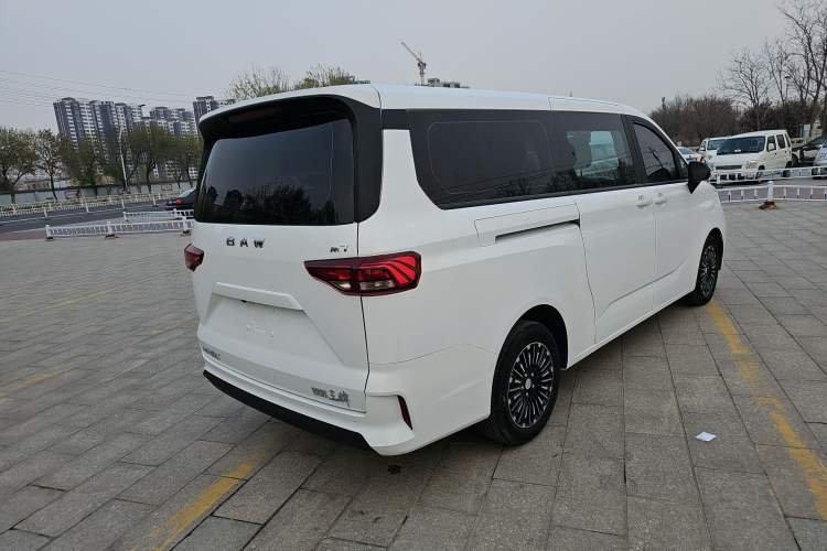 Used BAW Ruisheng Ace M7 2023 2.0L Automatic Long Wheelbase Enjoyment Version 7 Seats
