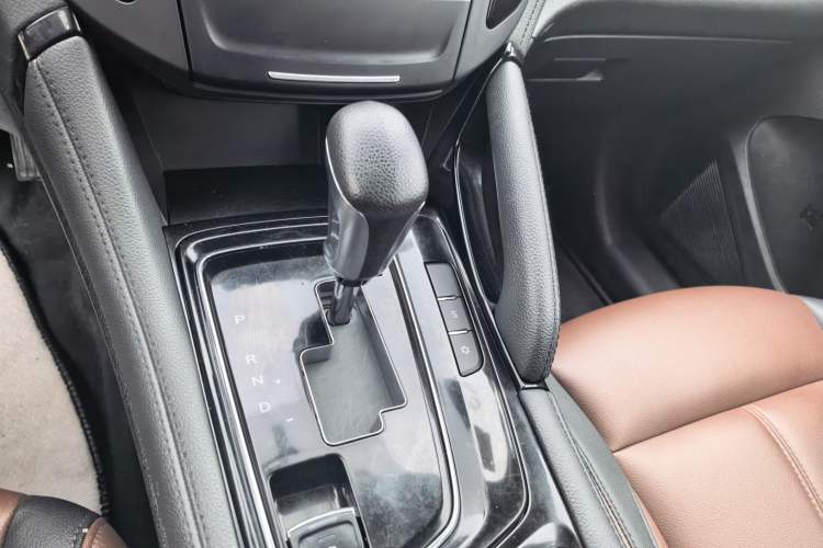 Used Dongfeng Aeolus AX7 2018 Classic 1.6T Automatic Elite Model